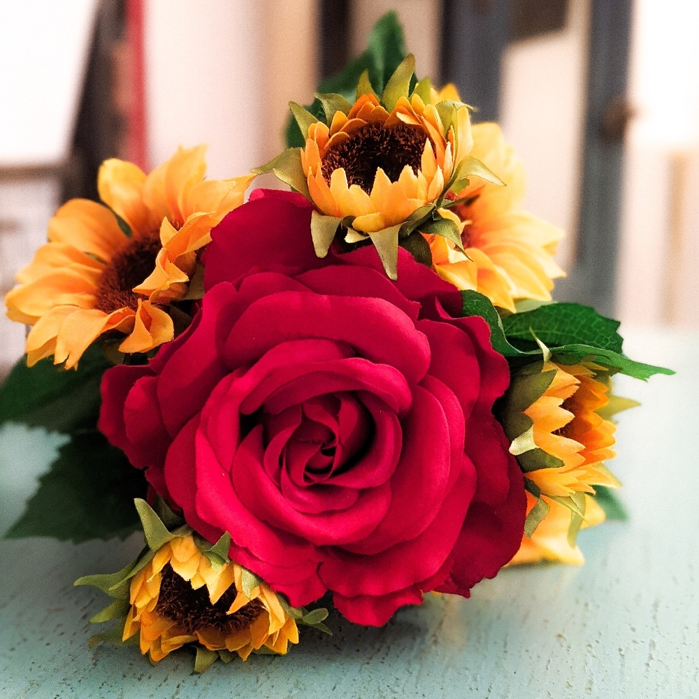 Sunflower & Rose Rustic Burlap Bouquet - Picture 2 of 12